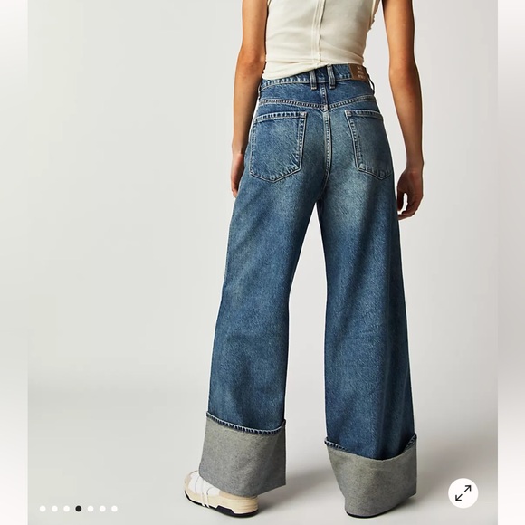 Free People We The Free Final Countdown Cuffed Low-Rise Jeans - Picture 3 of 8